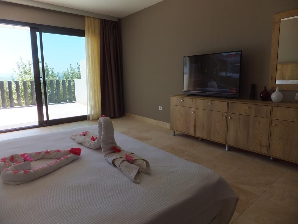 Aytas Hotel Ayvalı Buitenkant foto