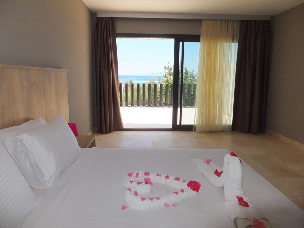 Aytas Hotel Ayvalı Buitenkant foto