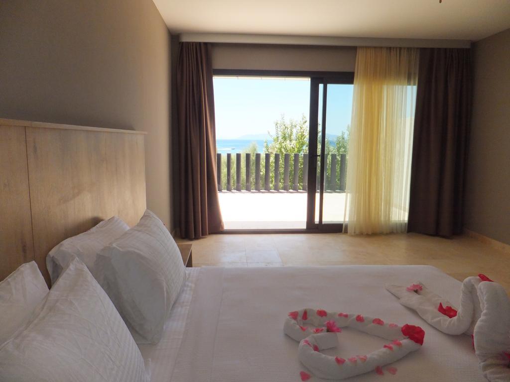 Aytas Hotel Ayvalı Buitenkant foto