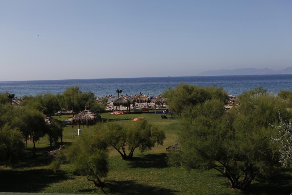 Aytas Hotel Ayvalı Buitenkant foto